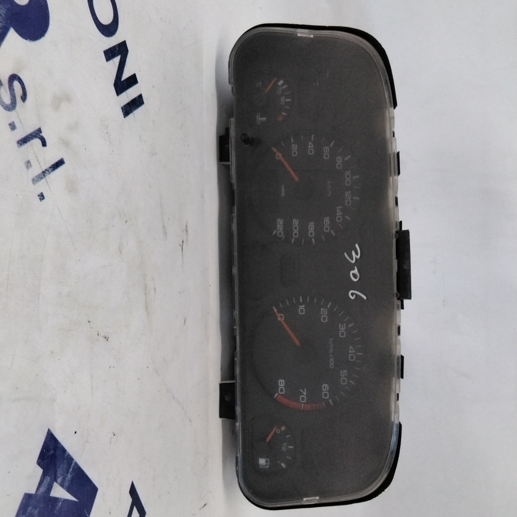 instrument cluster speedometer peugeot 306 1.9 D year: 98 part number: 89652717 (sf7p2)