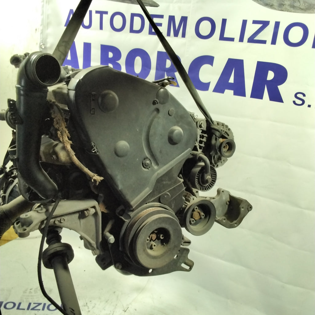 Volkswagen Golf engine series 3 displacement: 1.9 tdi year 2000 code: 028103021 - D10