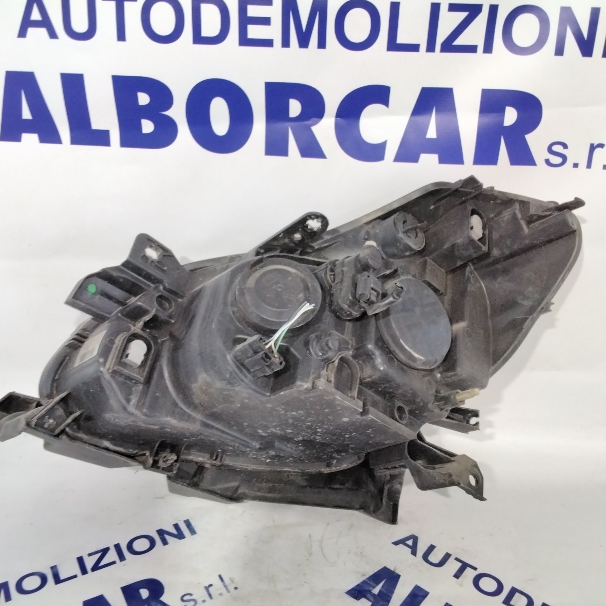 Right headlight Renault Clio year 2006 code: 89033819(sf8p4)