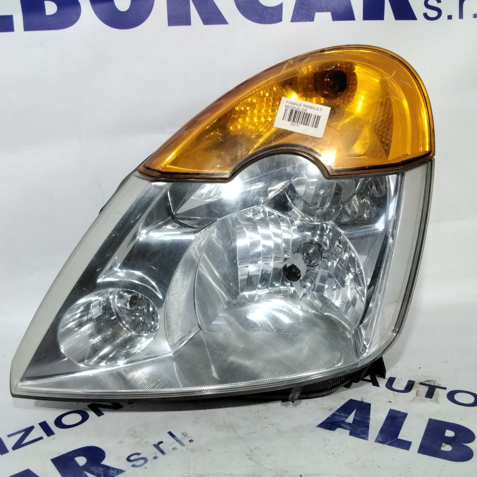 Renault Modus right headlight year 2005 code: 8200540238 (sf8p4)