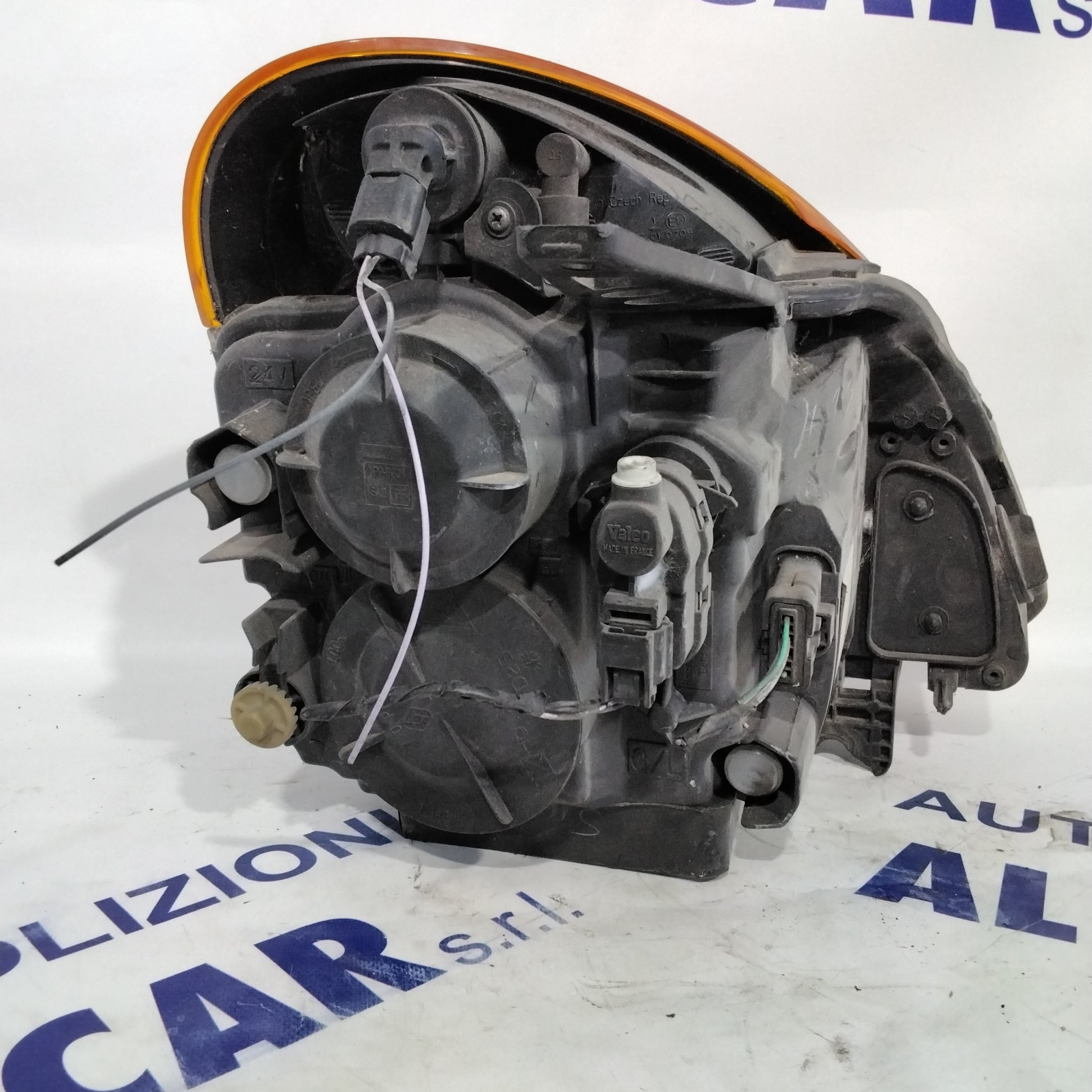Renault Modus right headlight year 2005 code: 8200540238 (sf8p4)