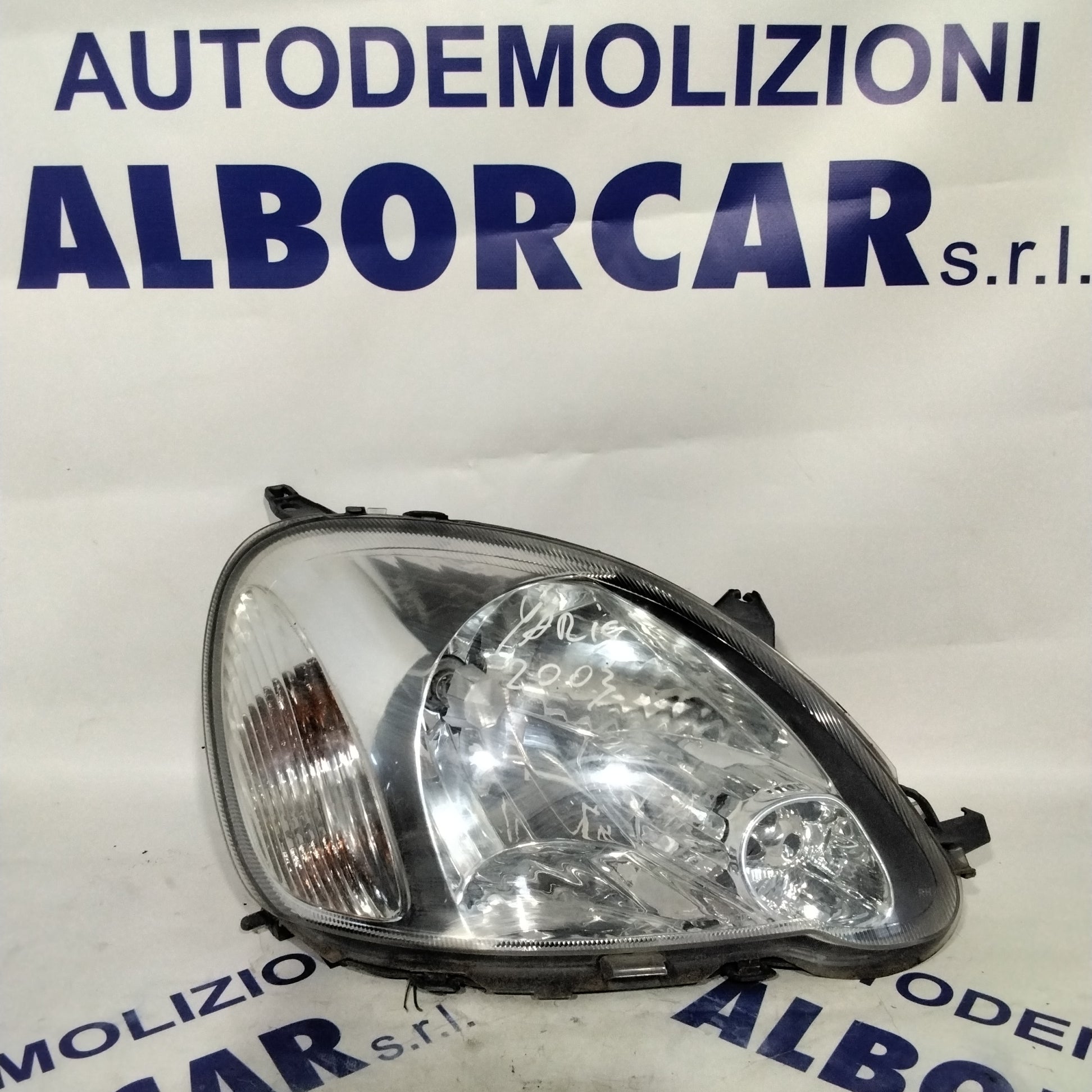 Faro fanale toyota yaris destro anno 2003 codice: 0821211F5R (sf8p4)