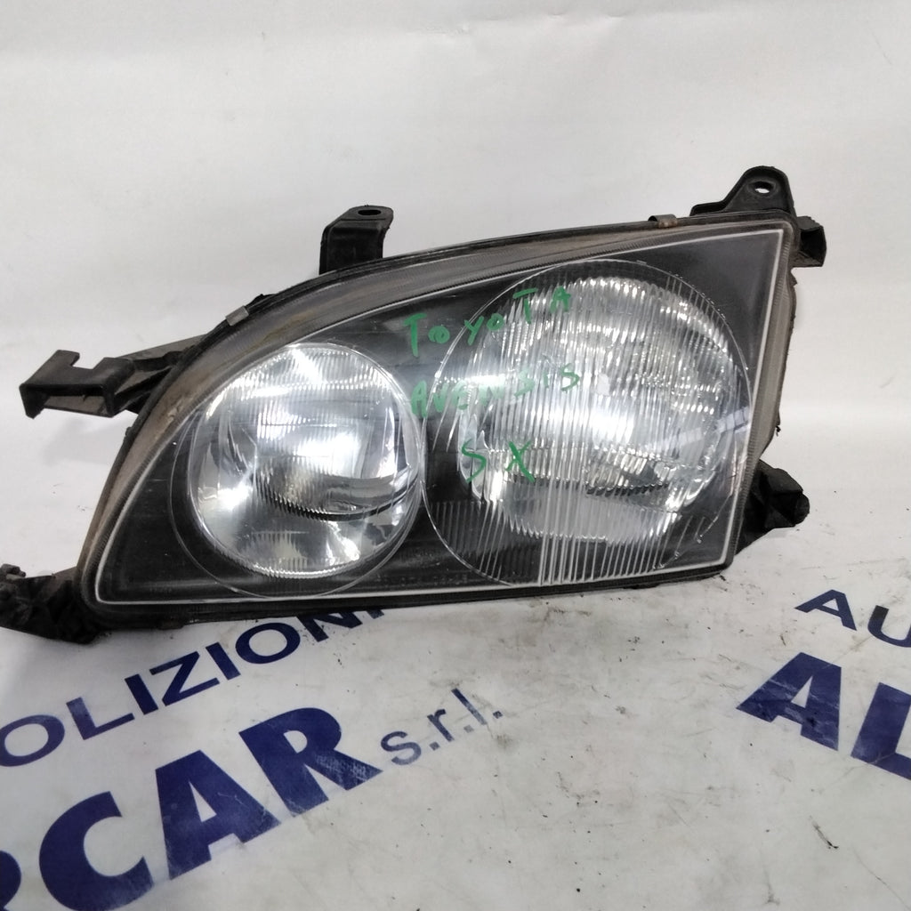 Headlight Nissan Avensis left 2000 code: 54533366 (sf8p4)