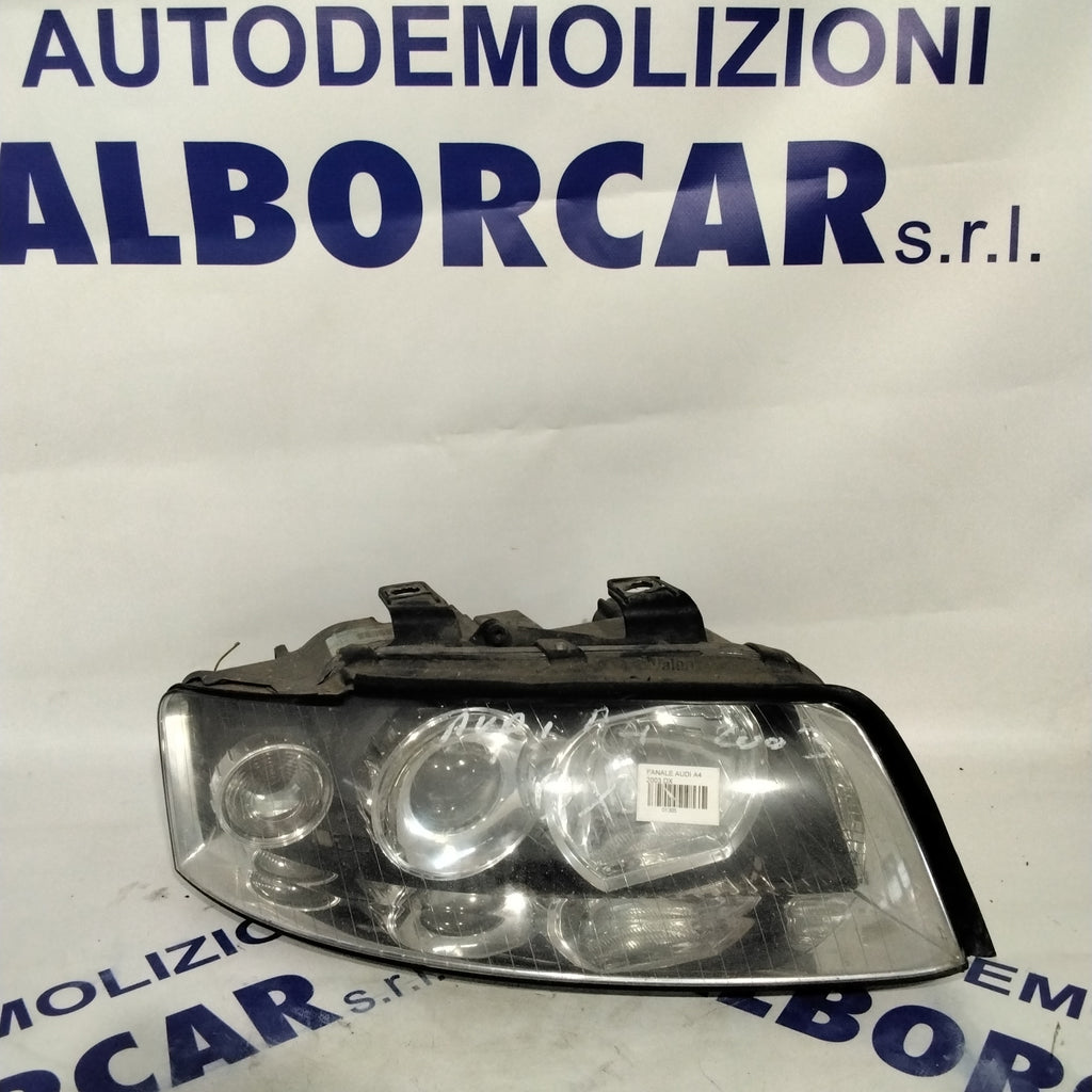 Headlight Audi A4 right side year 2003 code: 89305700 (sf8p5)