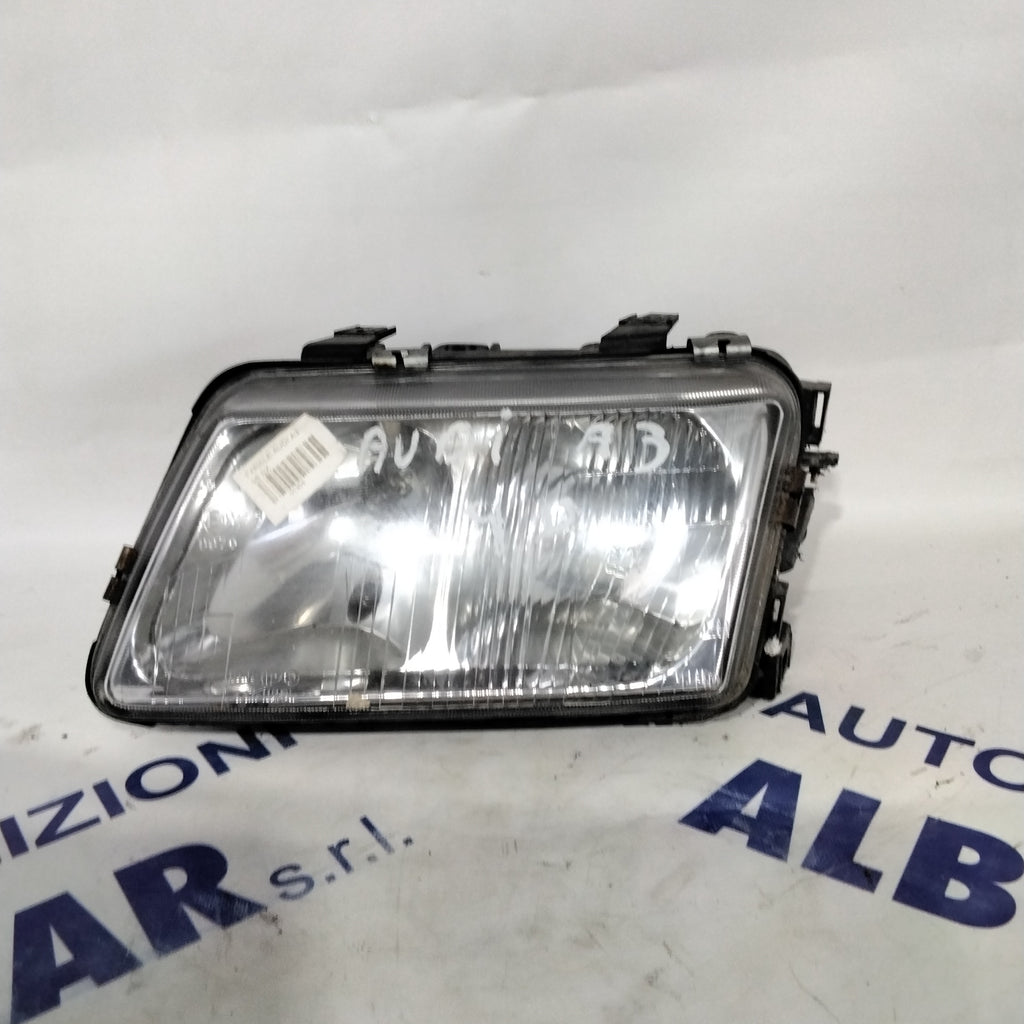 Audi A3 left headlight year 1998 (sf8p5)