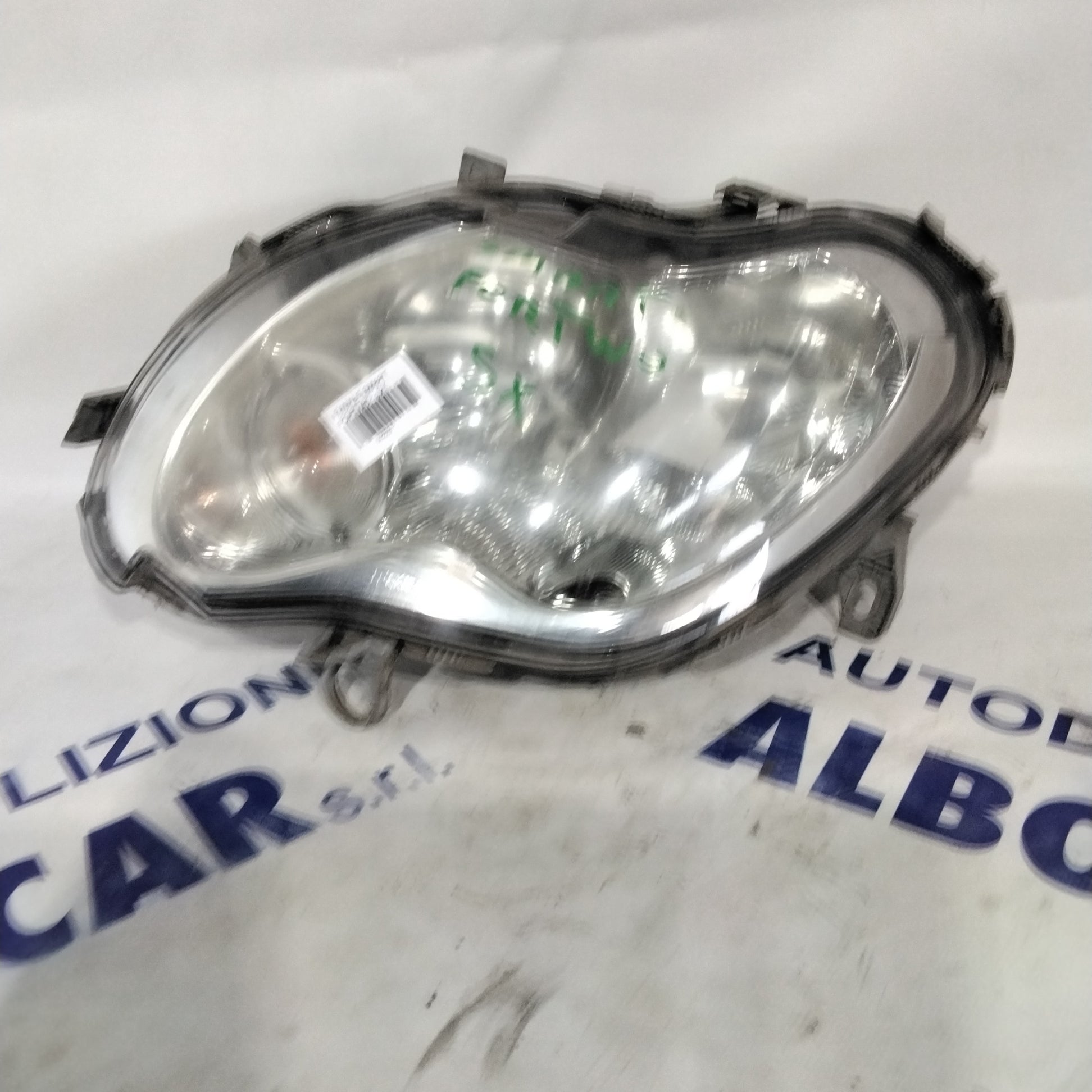 Smart Fortwo left headlight 2002 (sf8p4)