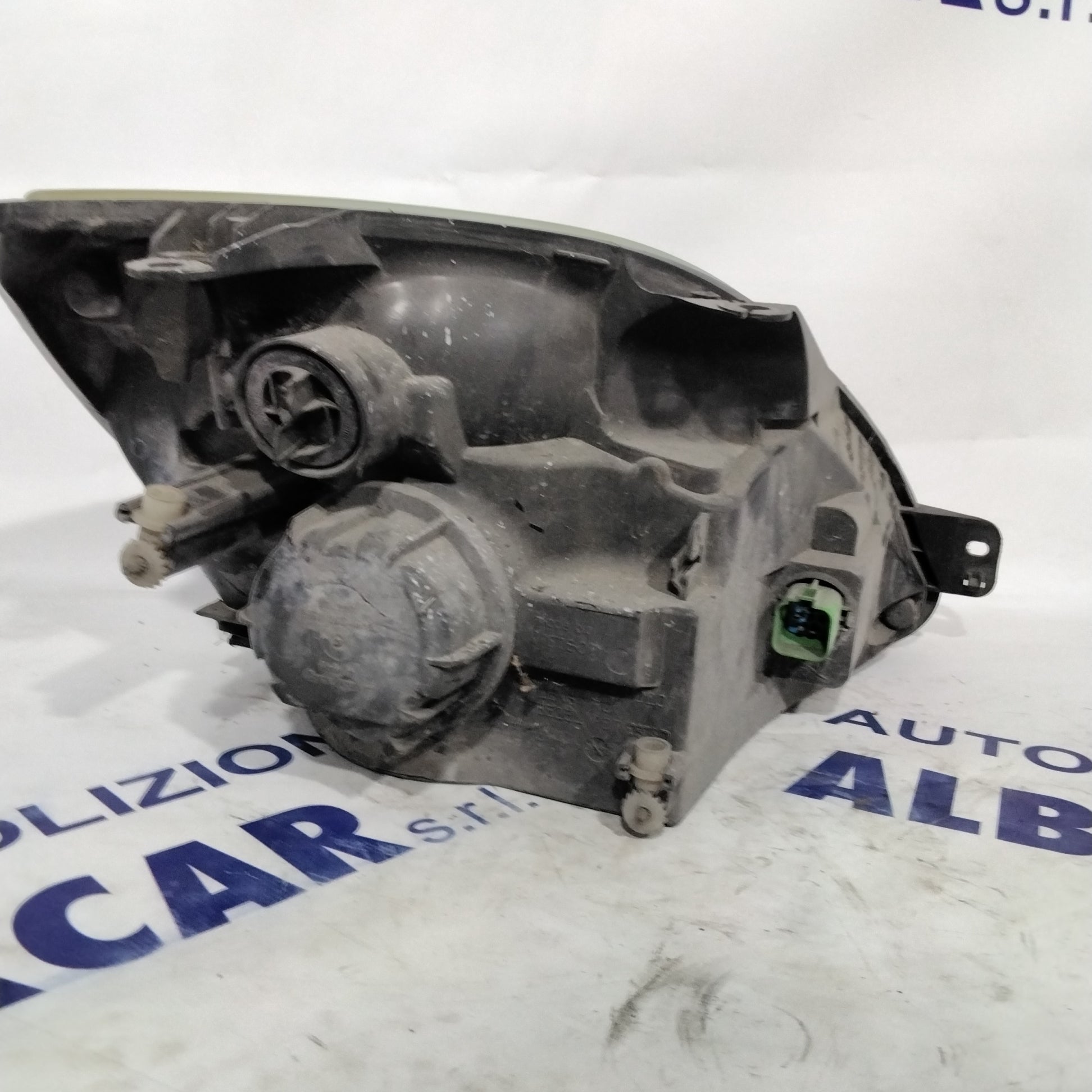 Faro fanale ford fiesta sinistro anno 2004 codice: 0374D (sf8p3)