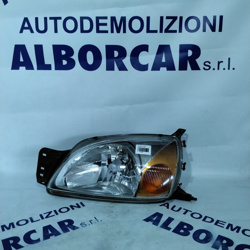 Ford Fiesta left headlight year 2002 code: 0301173301 (sf8p3)