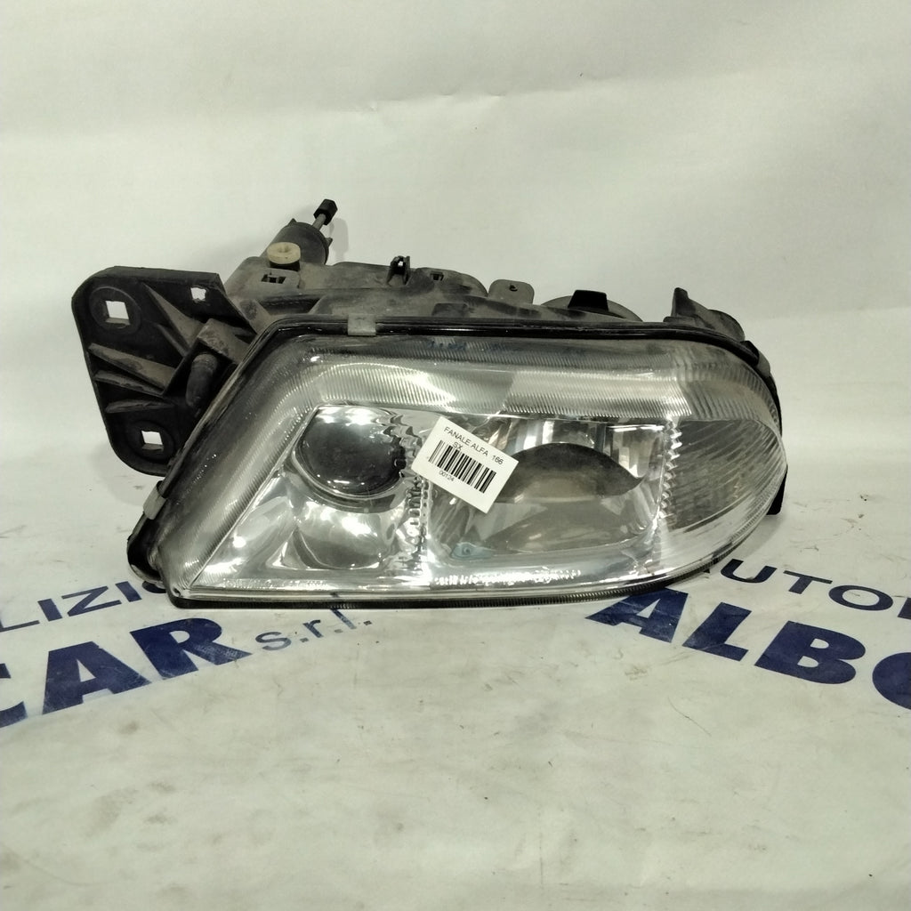 Alfa Romeo 166 left headlight year 2003 code: 326671112 (sf8p5)
