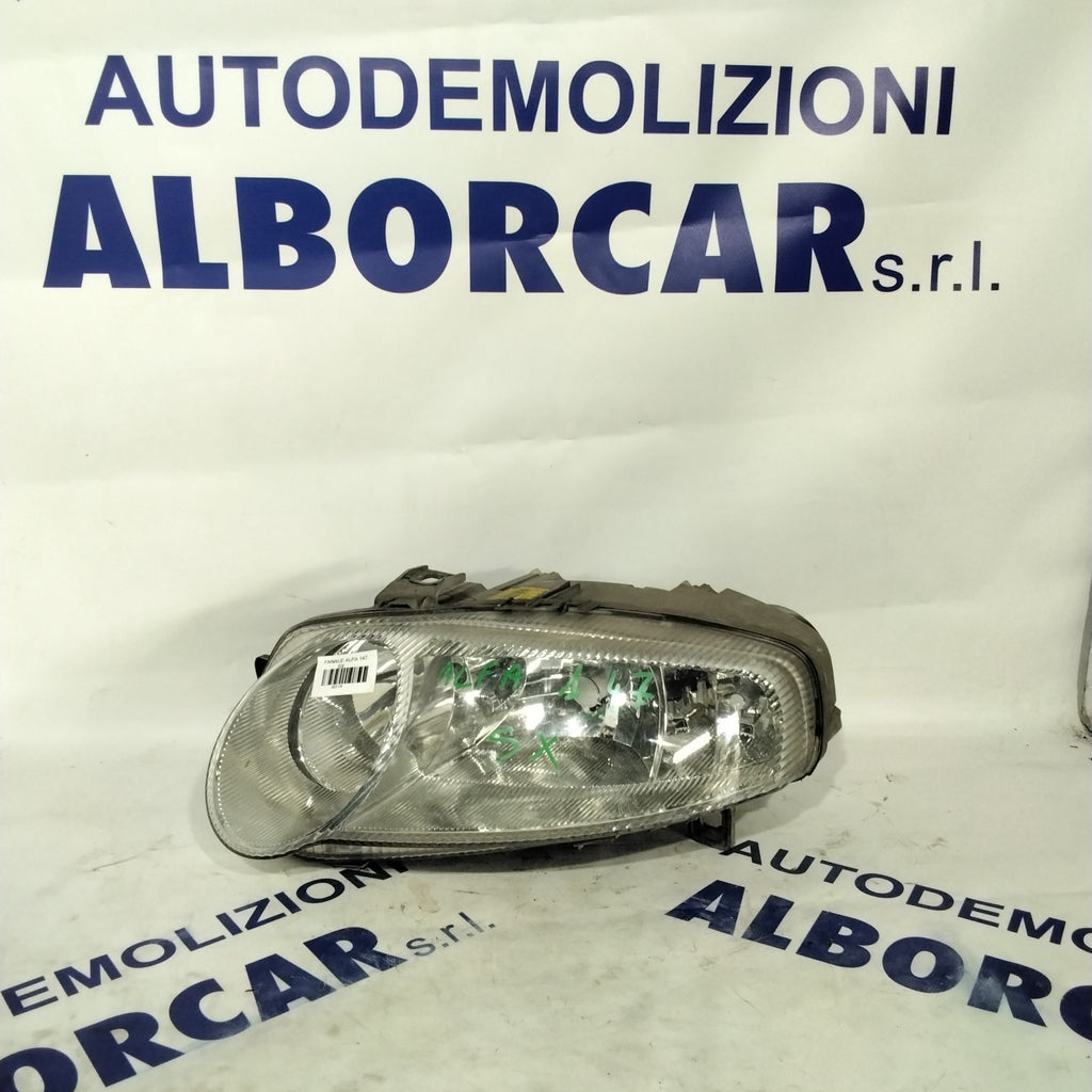 Alfa Romeo 147 left headlamp, year 2004, part number: 465565640 (sf8p5)