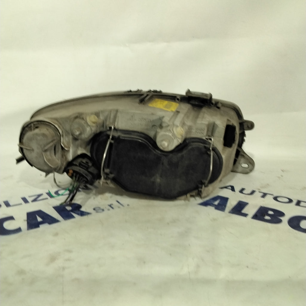 Alfa Romeo 147 left headlamp, year 2004, part number: 465565640 (sf8p5)