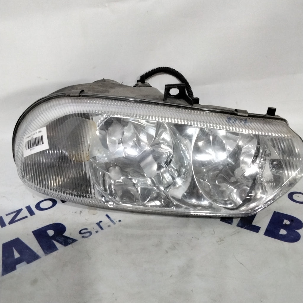 Alfa Romeo 156 right headlight year 2002 code: 086671106R (sf8p5)