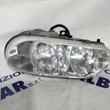 Carica l&#39;immagine nel visualizzatore di Gallery, Faro fanale alfa romeo 156 destro anno 2002 codice: 086671106R (sf8p5)
