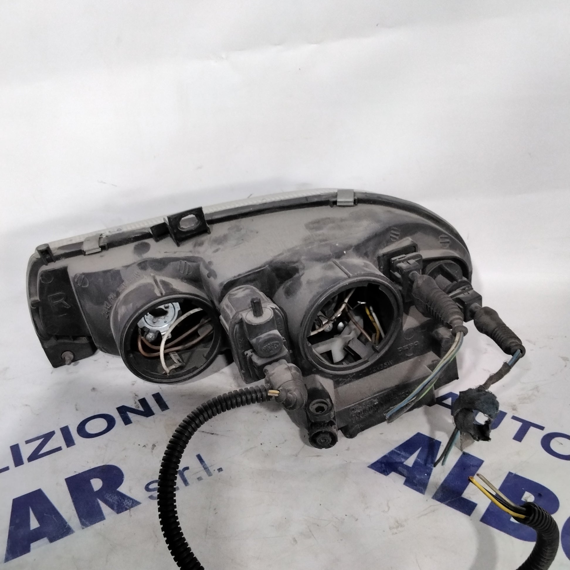 Alfa Romeo 156 right headlight year 2002 code: 086671106R (sf8p5)