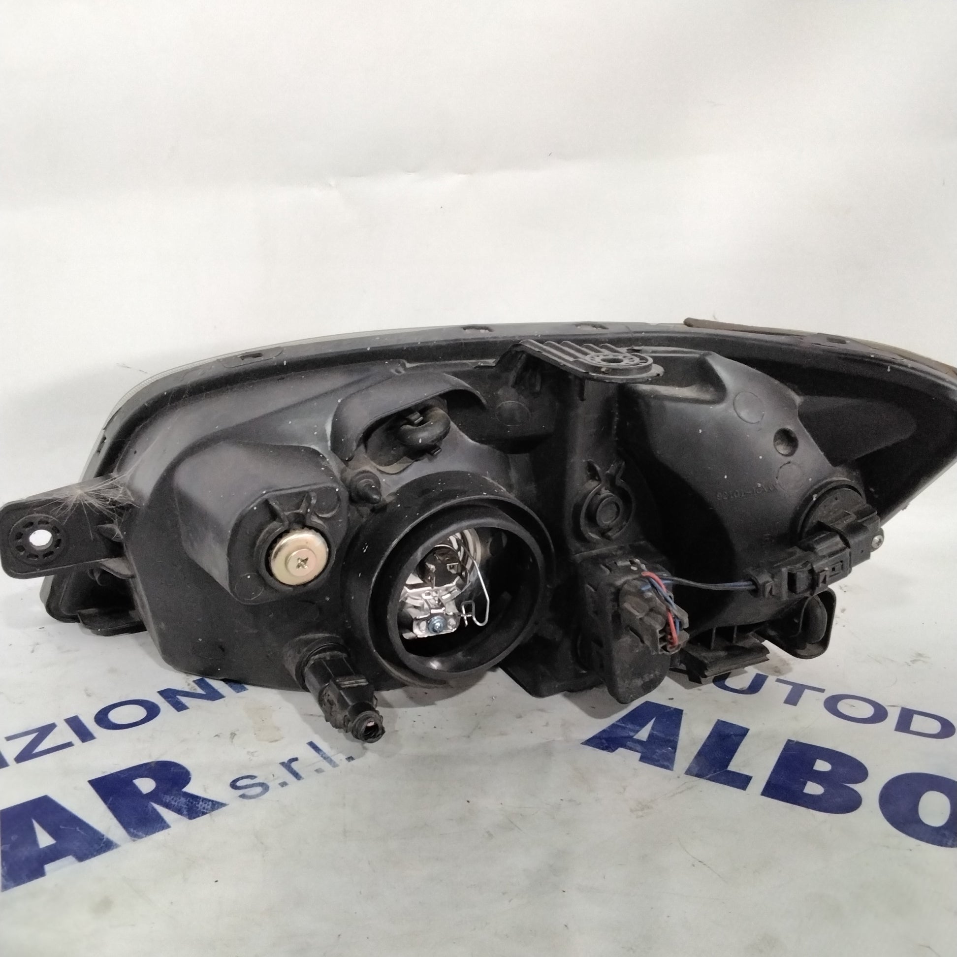 Right headlight Hyundai Getz year 2005 (sf8p4)