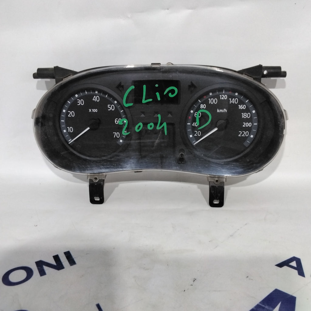 instrument cluster/speedometer/gauge Renault Clio year 2004 code:216726389 (sf7p2)