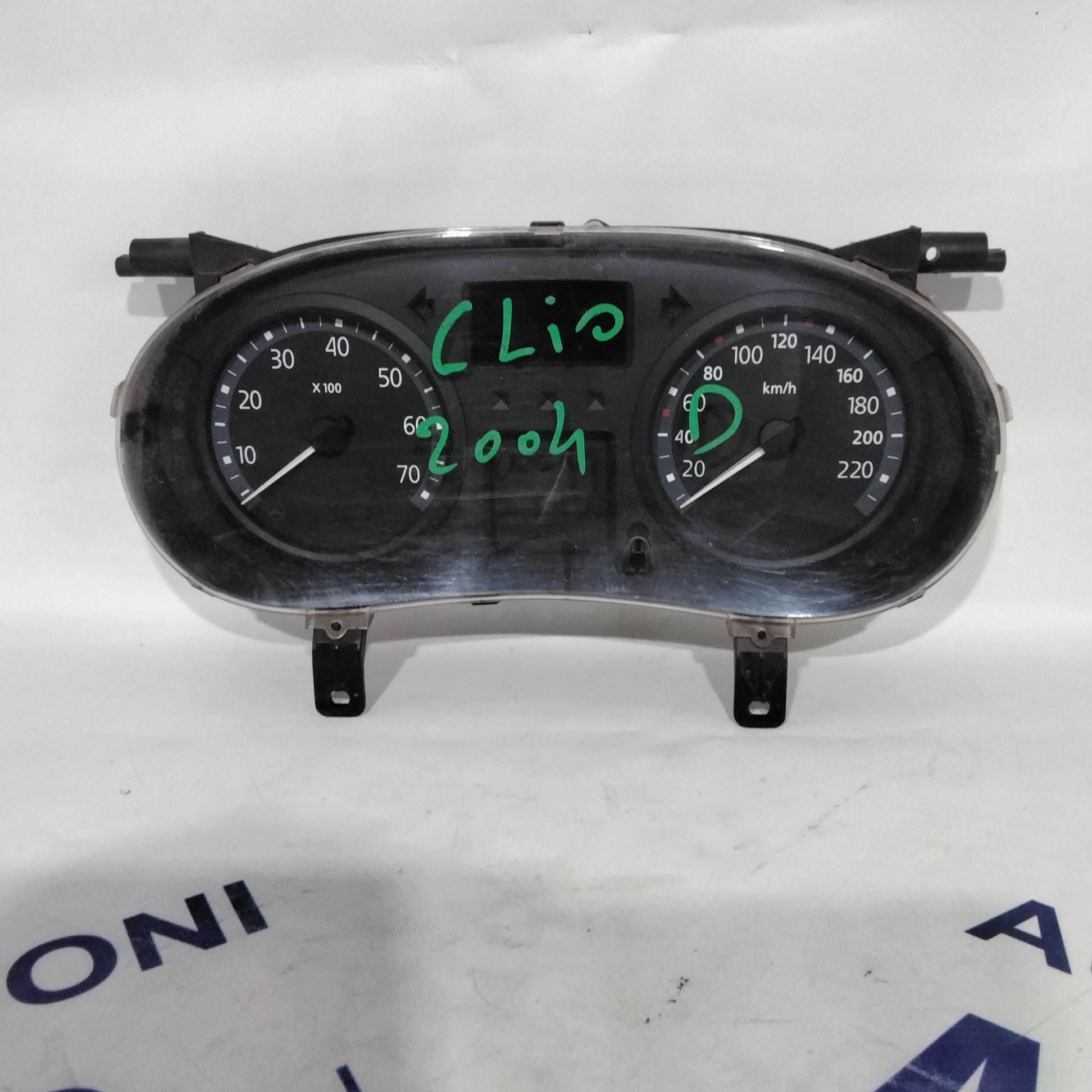 instrument cluster/speedometer/gauge Renault Clio year 2004 code:216726389 (sf7p2)