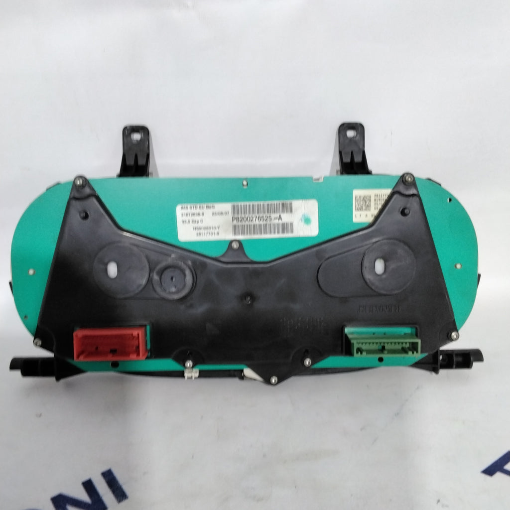 instrument cluster/speedometer/gauge Renault Clio year 2004 code:216726389 (sf7p2)