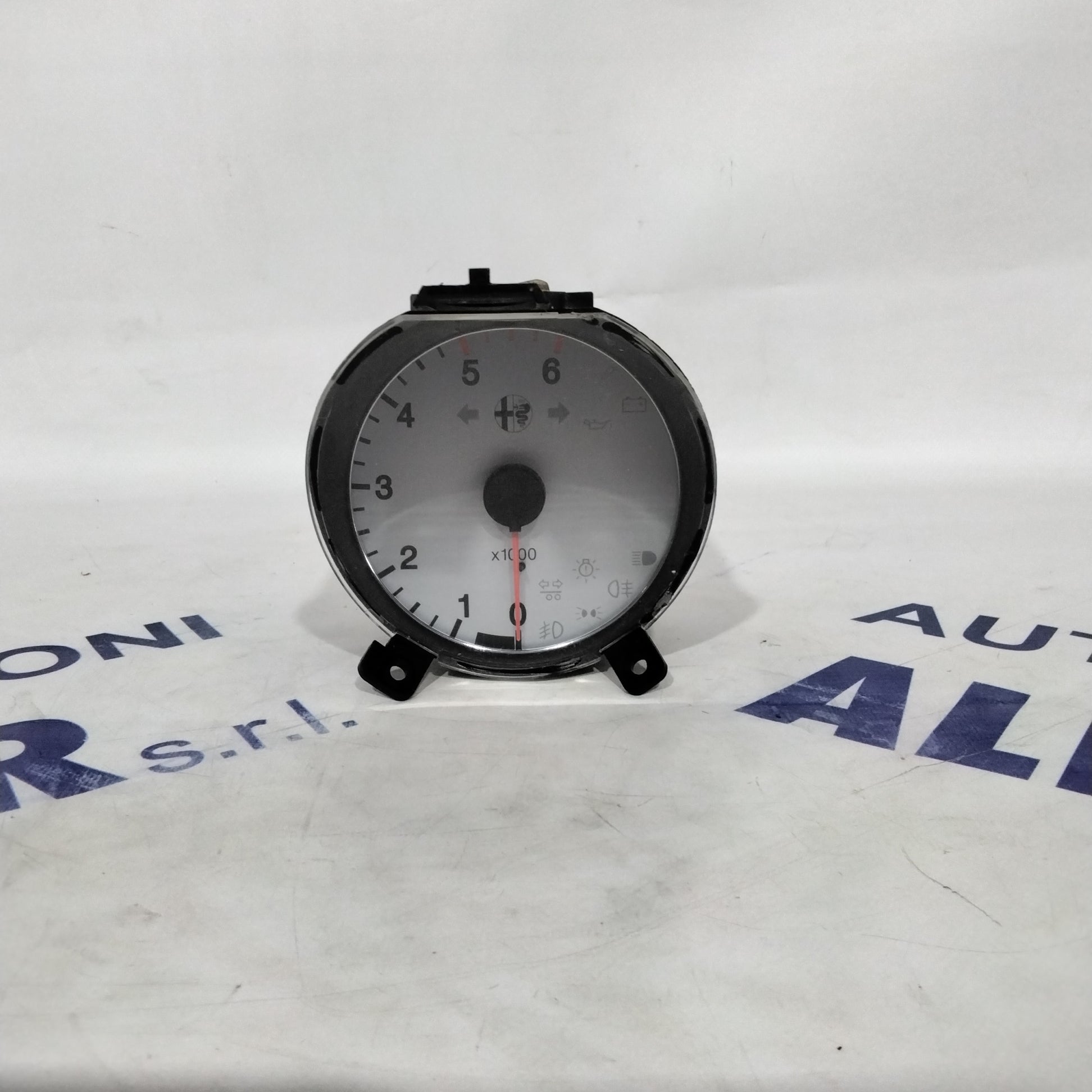 quadro strumenti/contachilometri alfa romeo 156 anno 2002 codice: 60658091