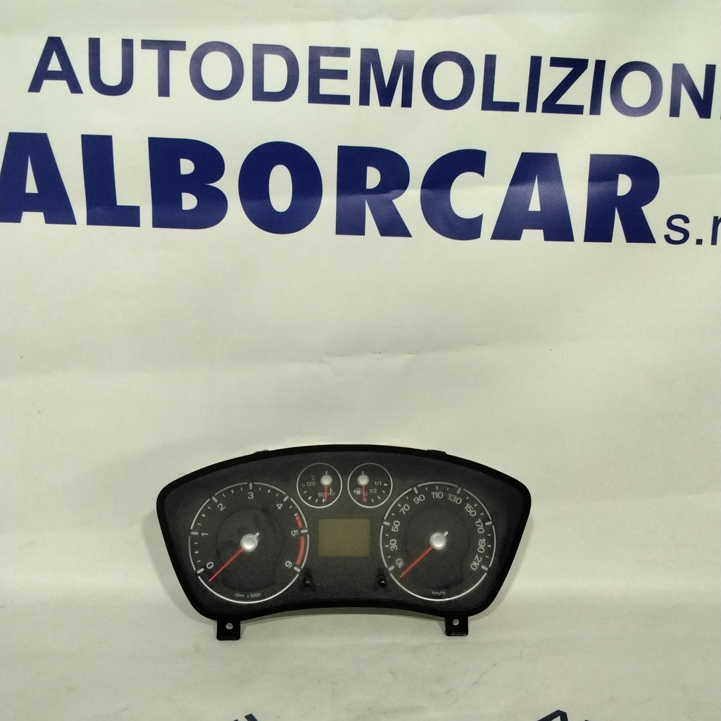 quadro strumenti/contachilometri ford fiesta codice: VP6S6F10894