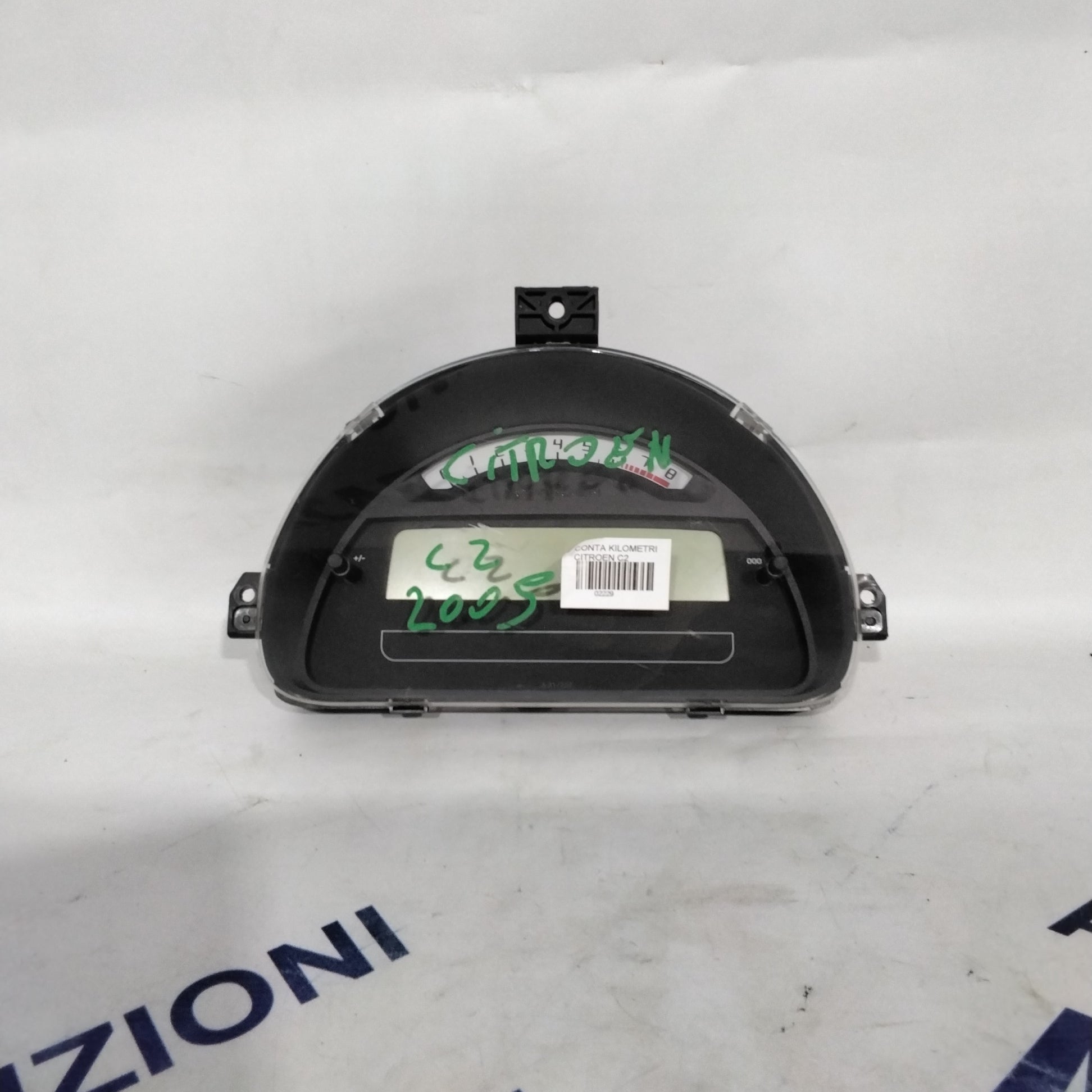 Instrument cluster/speedometer for Citroen C2 year 2004 part number: 216787204 (sf7p2)