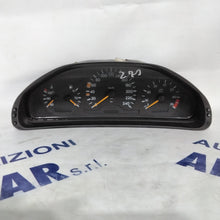 Carica l&#39;immagine nel visualizzatore di Gallery, quadro strumenti/contachilometri/veglia mercedes E270 anno 1999 codice: 87001345 (sf7p2)
