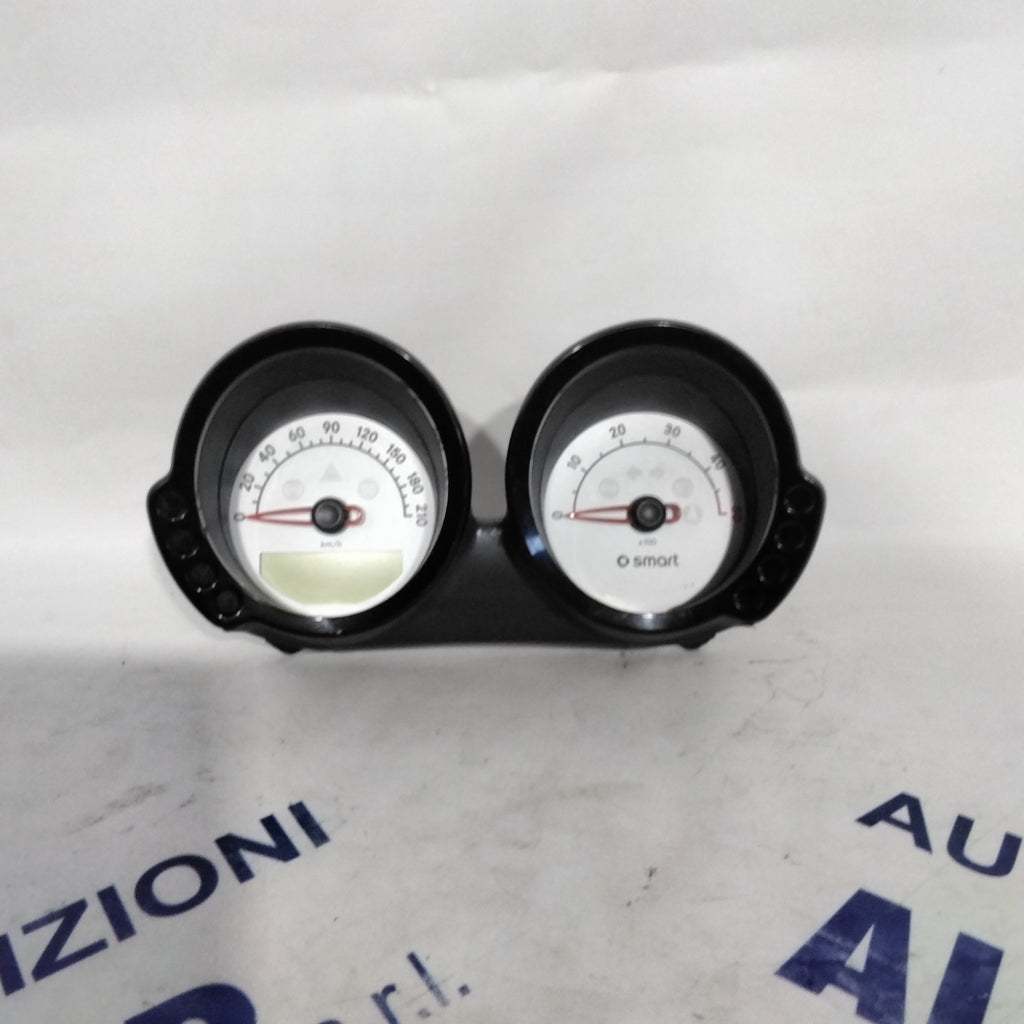 instrument cluster/speedometer/gauge smart forfour year 2006 code: T102795002/T102790002(sf7p2)