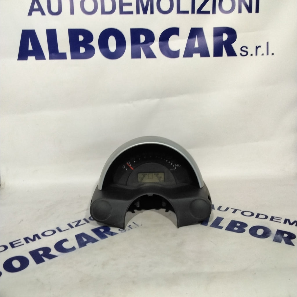 instrument cluster/speedometer/gauge smart fortwo 600 year 2004 code: 88311294 (sf7p2)