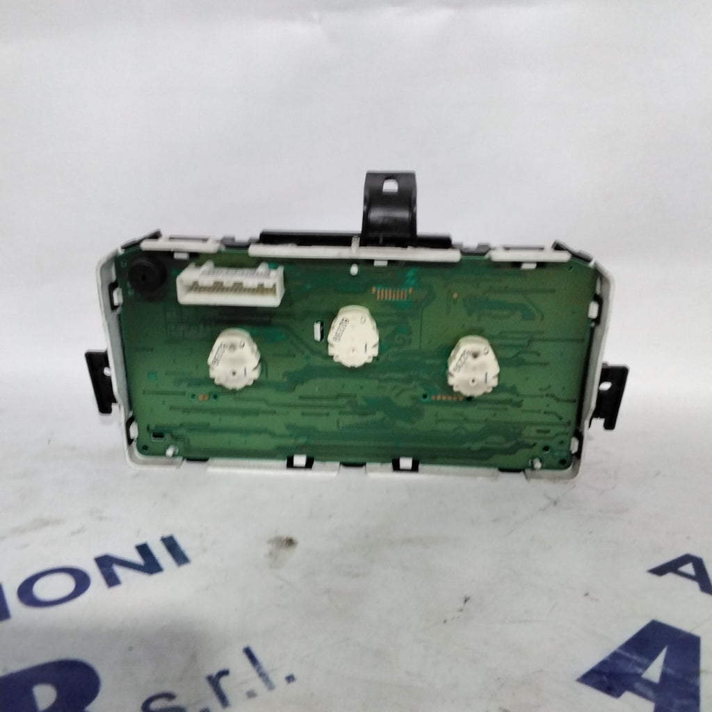 Quadro strumenti/contachilometri nissan micra k12 anno 2005 codice BC44D