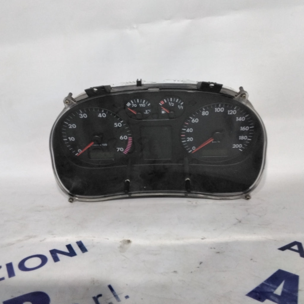 Instrument cluster/speedometer Seat Arosa year 2001 code: 5392326600 (sf7p2)