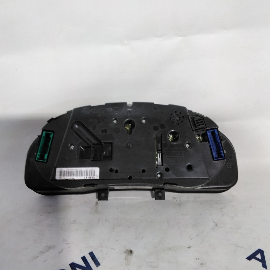 quadro strumenti/contachilometri volkswagen passat anno 2003 codice: 3B0920807A/3B0920845A/3B0920847E