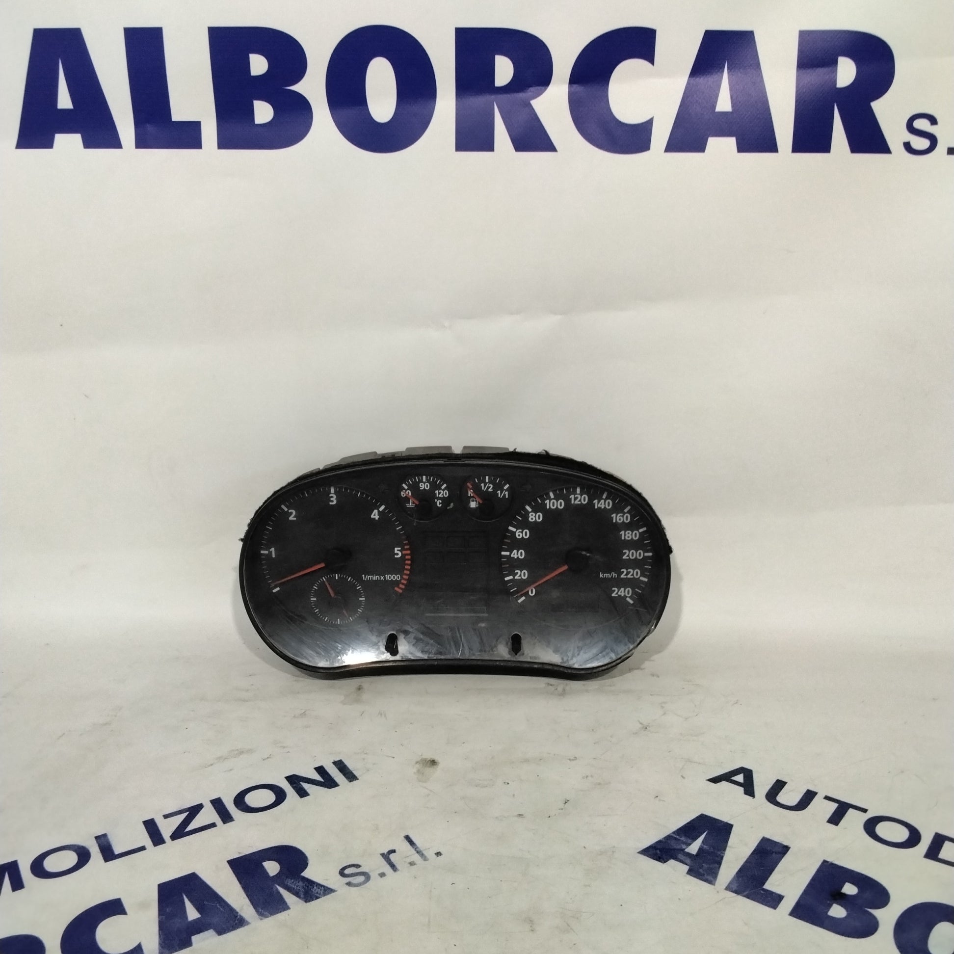 Audi A3 dashboard instrument cluster year 2000 code: 110008778 (sf7p1)
