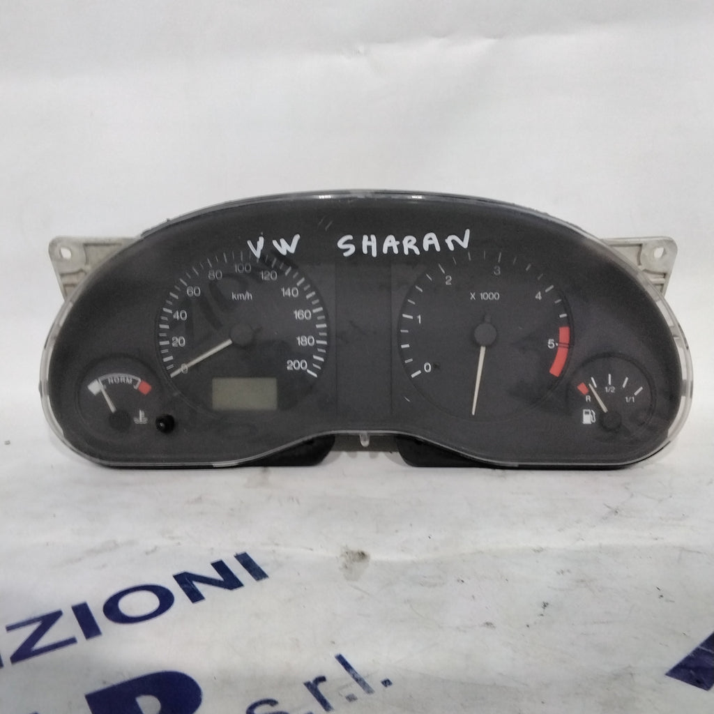 quadro strumenti/contachilometri volkswagen sharan anno 2002 codice: F5RF10A855A