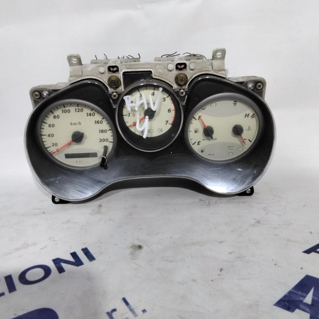 Instrument cluster/speedometer Toyota Rav 4 year 2004 code: 838004A090 (sf7p2)