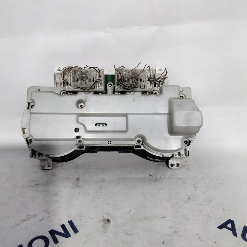 Instrument cluster/speedometer Toyota Rav 4 year 2004 code: 838004A090 (sf7p2)