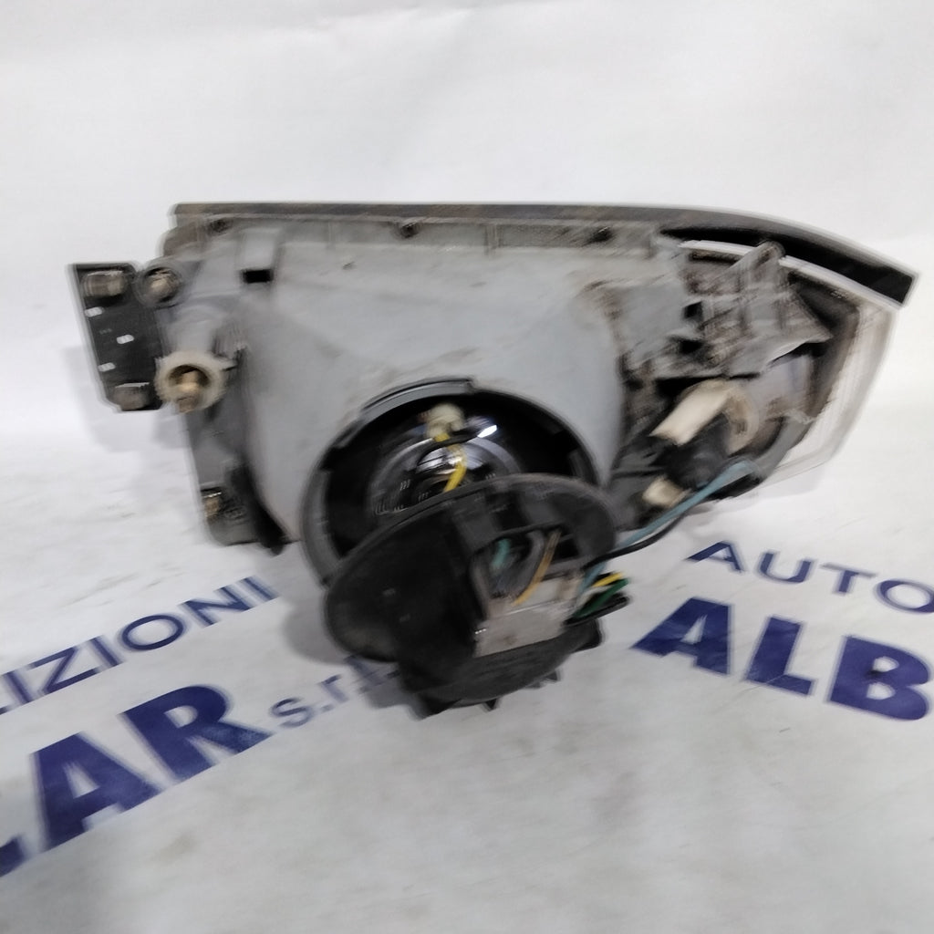 Headlight Alfa Romeo 33 left (sf8p5)