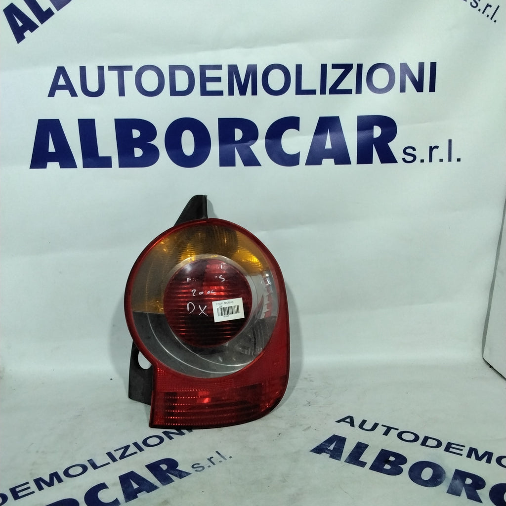 Renault Modus right tail light year 2006 code: 8200538785 (sf9p1)