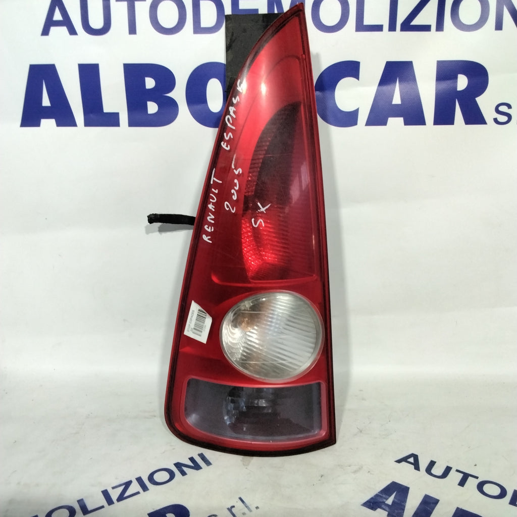 Renault Espace left tail light, year 2006, part number: 8200027153 (sf9p1)