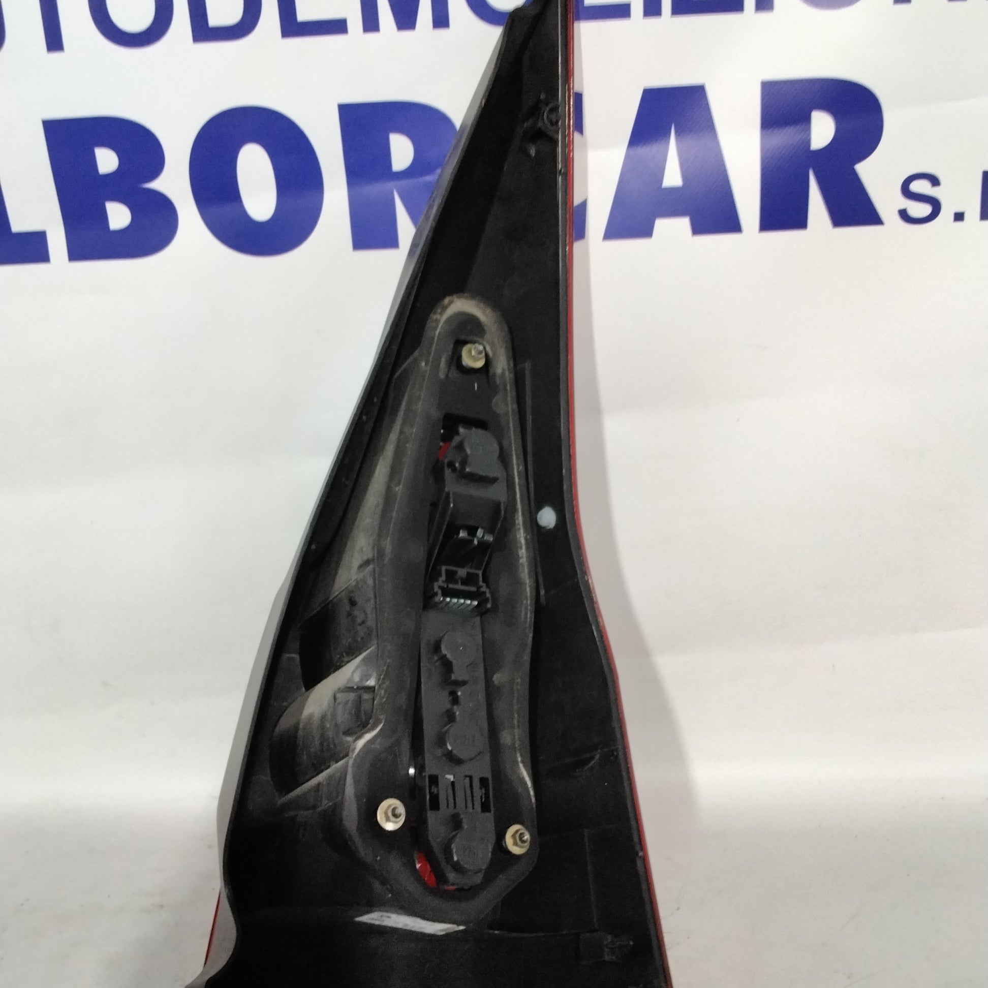Renault Megane left tail light 2006 code: 8200142684 (sf9p1)