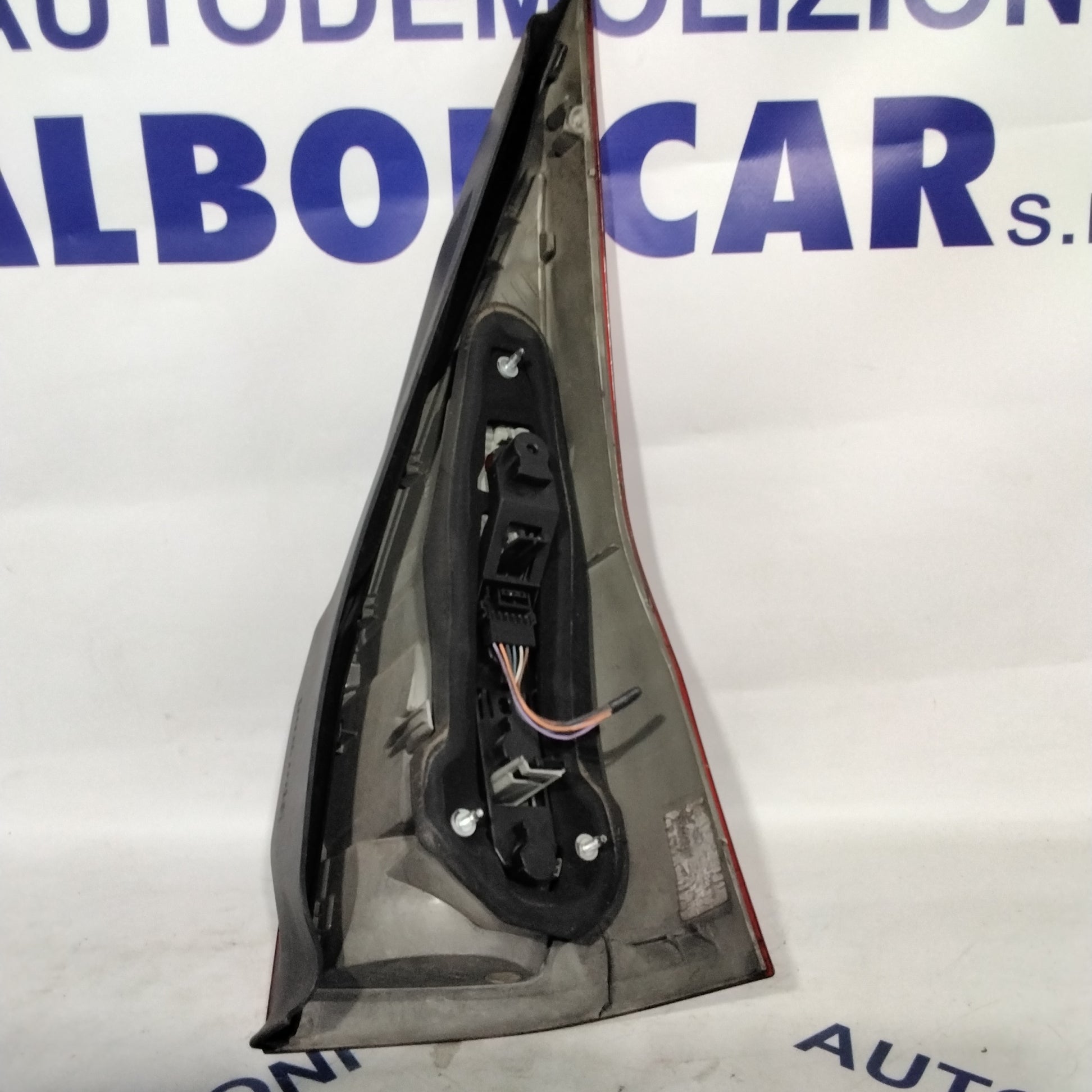 Renault Megane left tail light year 2006 code: 8200417349 (sf9p1)