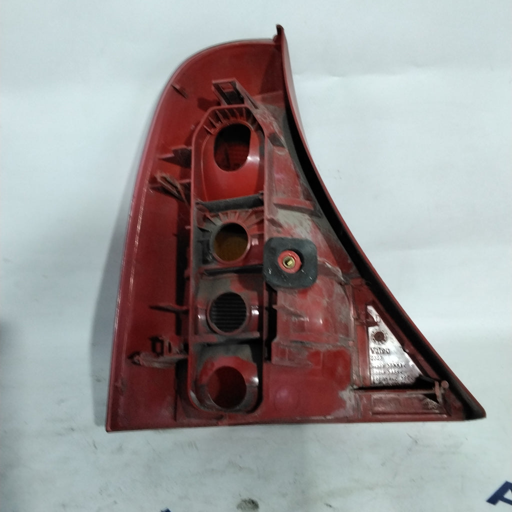 Renault Clio right tail light 1998 (sf9p1)