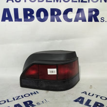 Carica l&#39;immagine nel visualizzatore di Gallery, Fanale stop renault clio destro anno 1995 codice :7700796118 (sf9p1)
