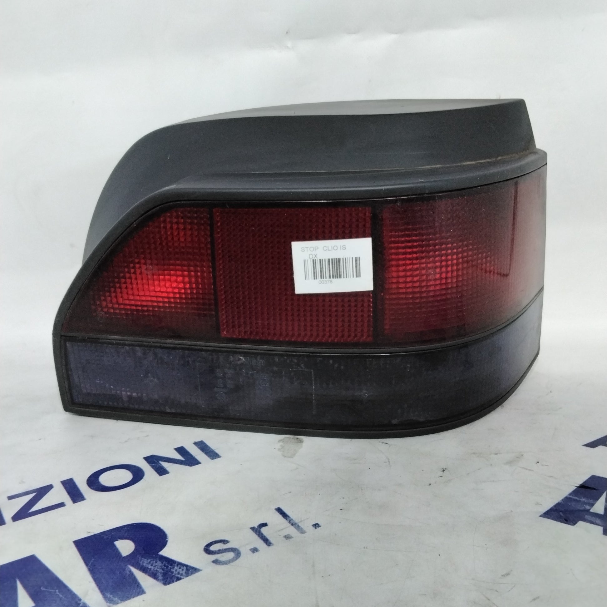 Renault Clio stop light right year 1995 code: 7700796118 (sf9p1)