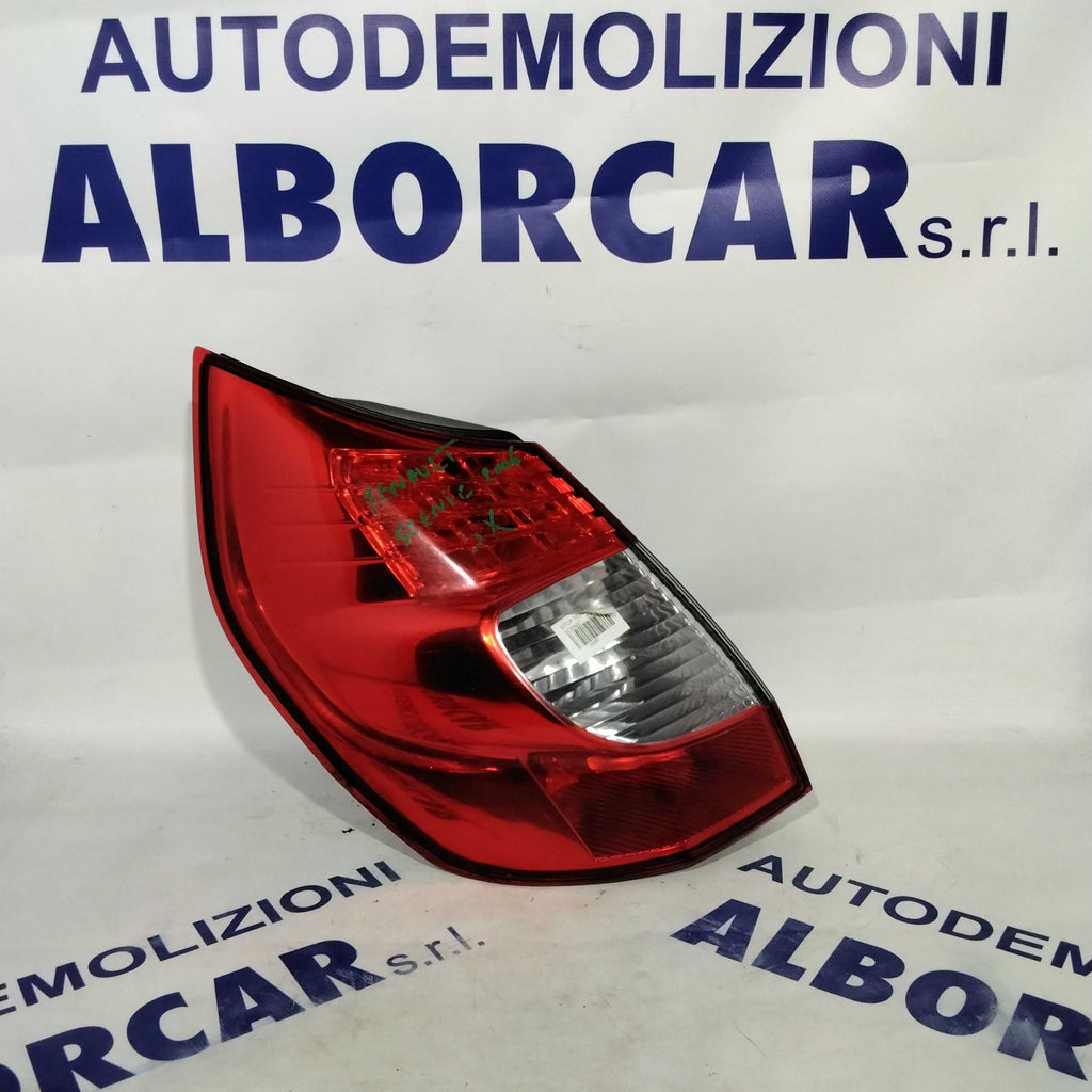 Renault Scenic left tail light year 2006 code: 8200474328 (sf9p1)