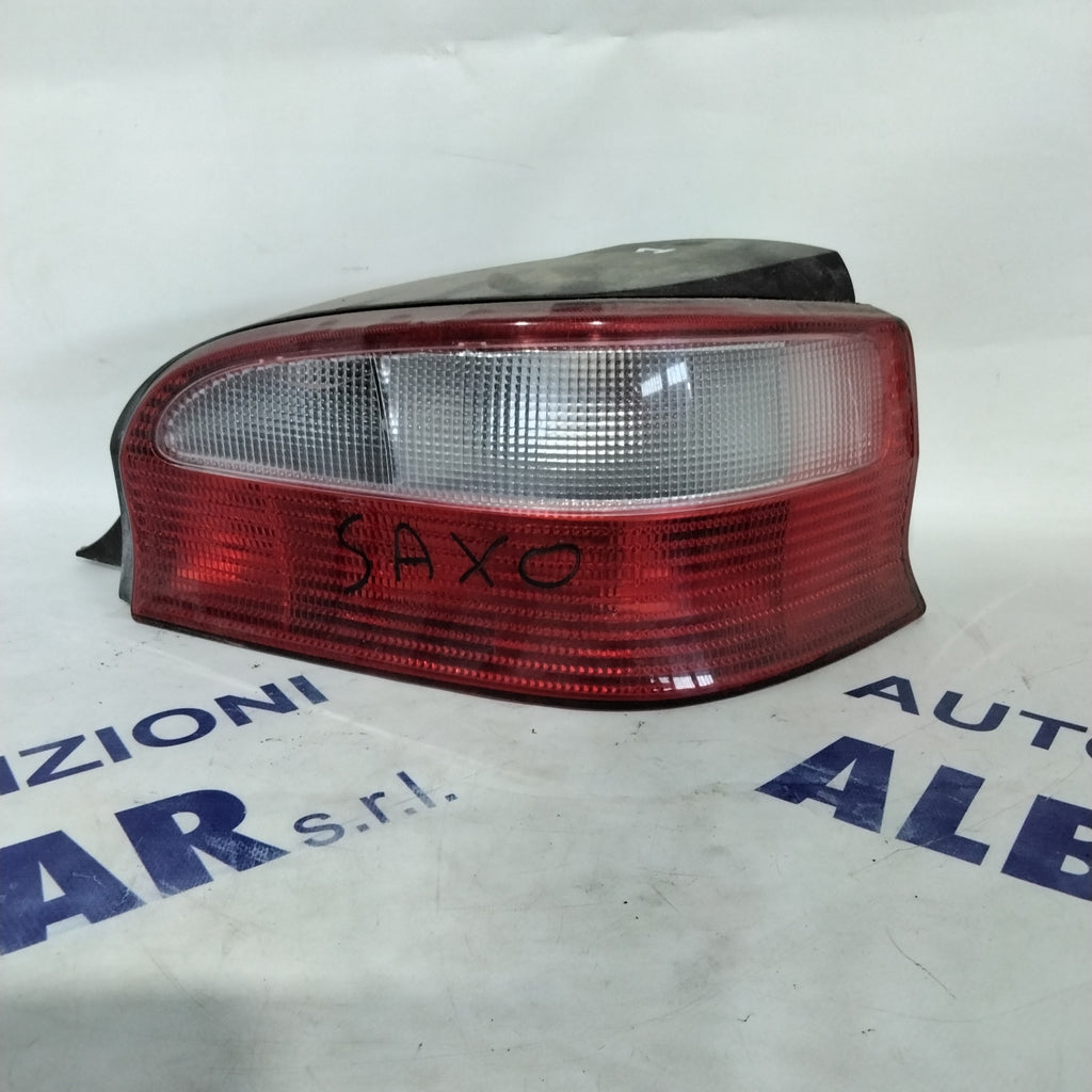 right stop light Citroen Saxo year 1998