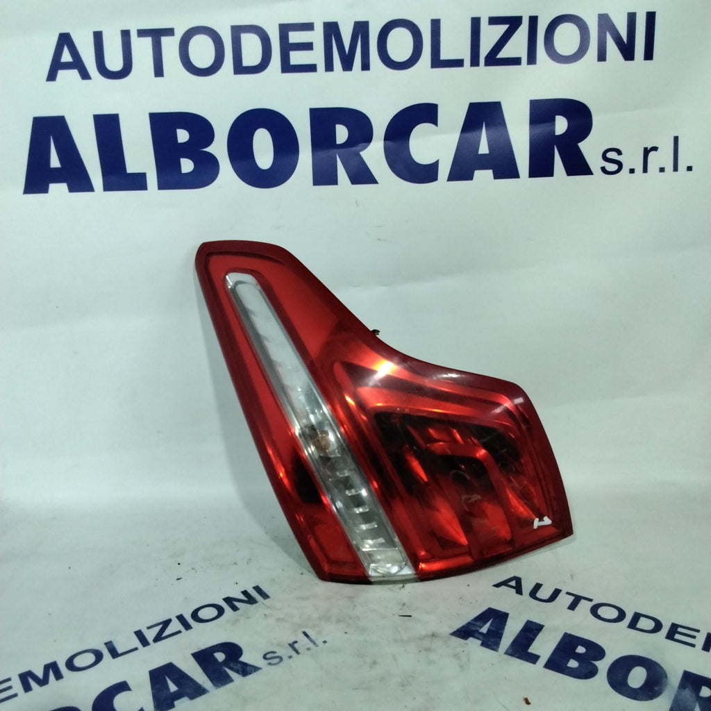 right stop light Citroen C4 Picasso year 2007 code 9653547480