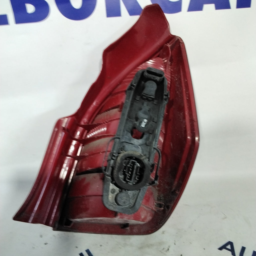 Left stop light Citroen C2 year 2005 code: 968028378000
