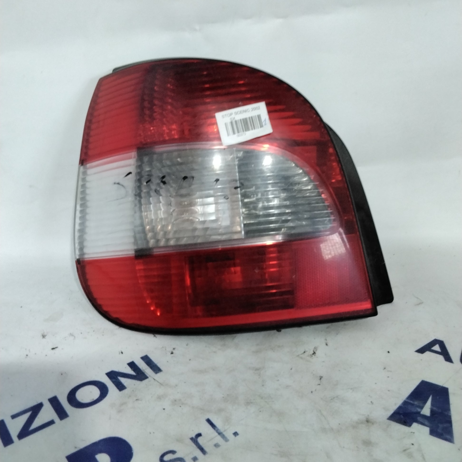 Renault Scenic right tail light year 2000 (sf9p1)