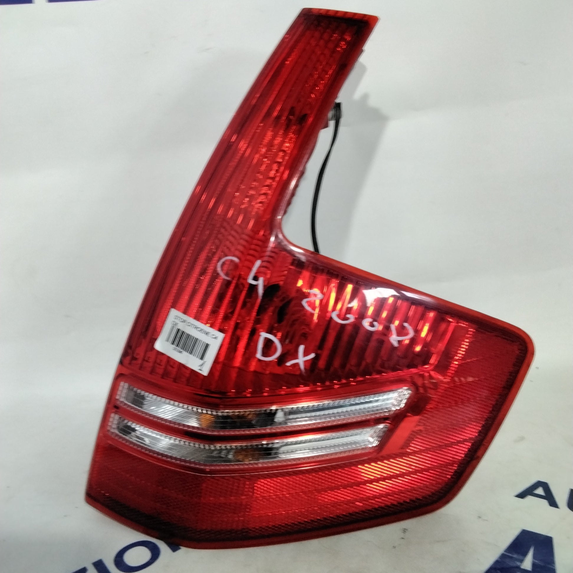 right stop light Citroen C4 sedan year 2008 code 9655863980