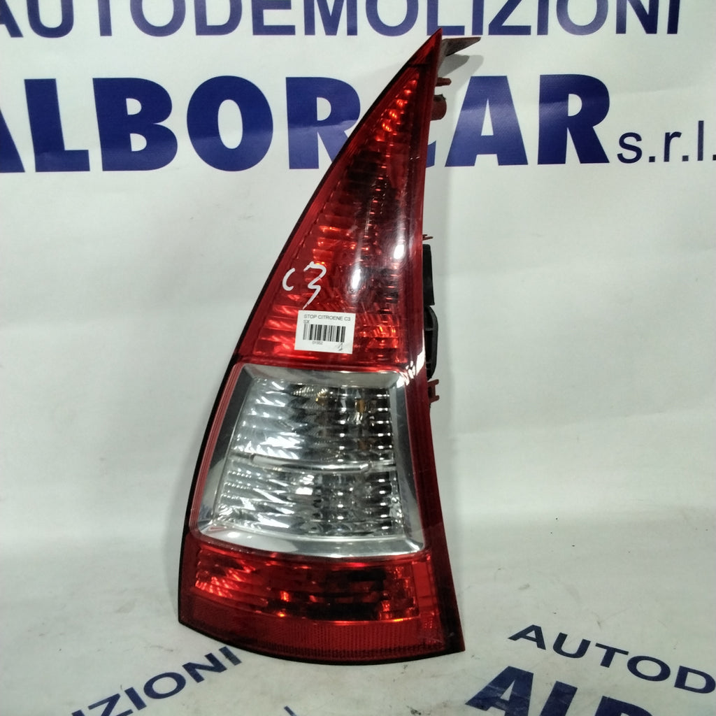 Citroen C3 left brake light year 2003